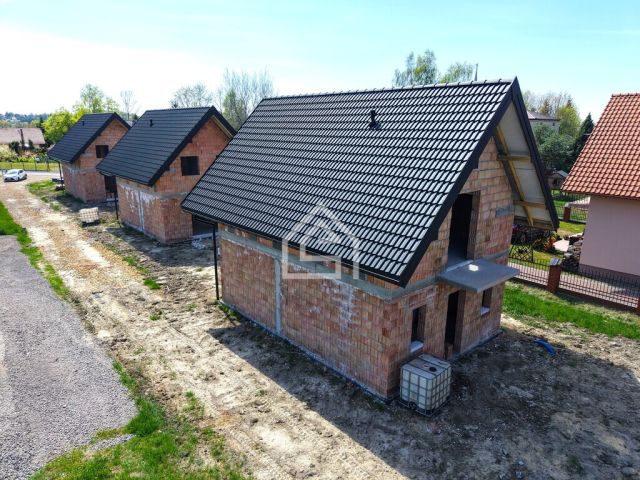 dom wolnostojący, 4 pokoje Kłaj. Zdjęcie 8