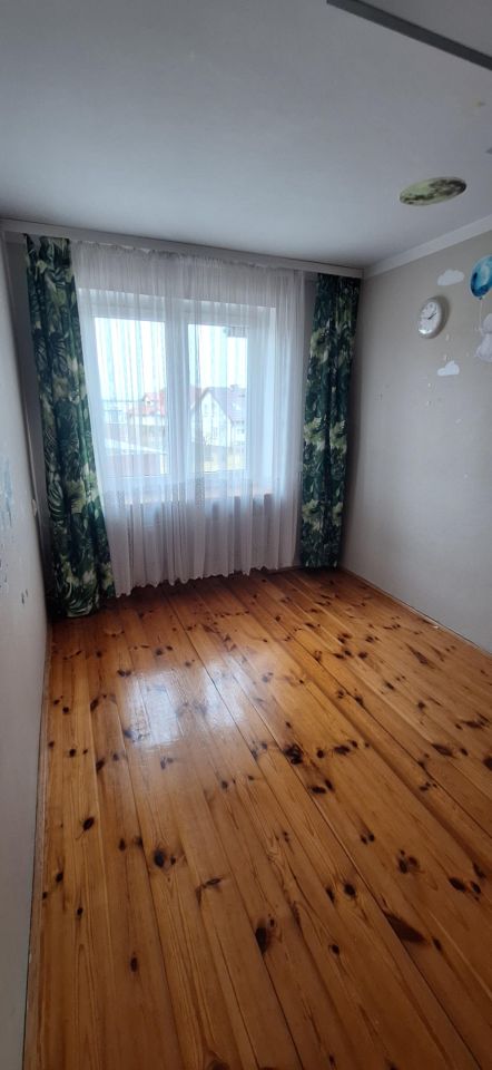 dom szeregowy, 5 pokoi Wyszków Centrum, Miła. Zdjęcie 5