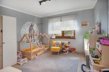 dom wolnostojący, 4 pokoje Częstochowa Kiedrzyn, ul. Sucharskiego. Zdjęcie 2