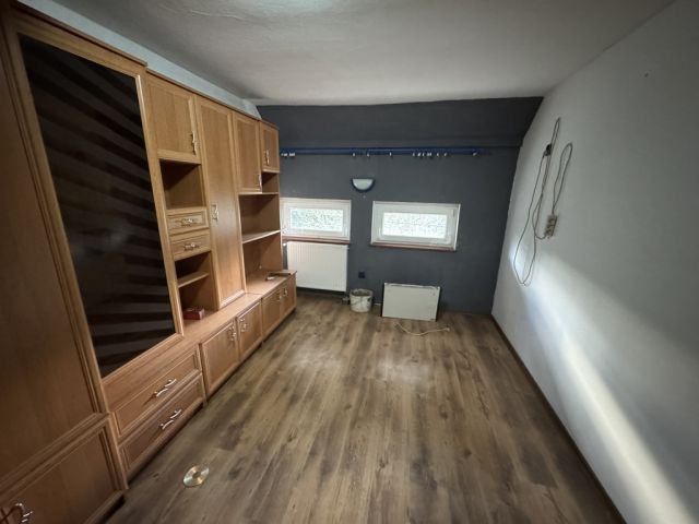 dom wolnostojący, 7 pokoi Długopole Górne. Zdjęcie 6