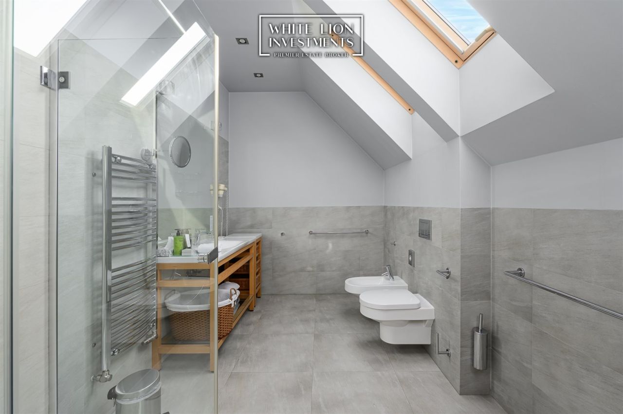 dom wolnostojący, 4 pokoje Glaznoty. Zdjęcie 11