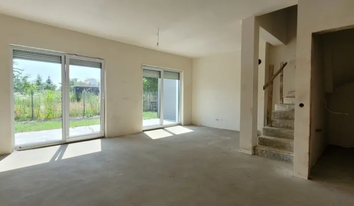 dom szeregowy, 4 pokoje Szczecin Gumieńce