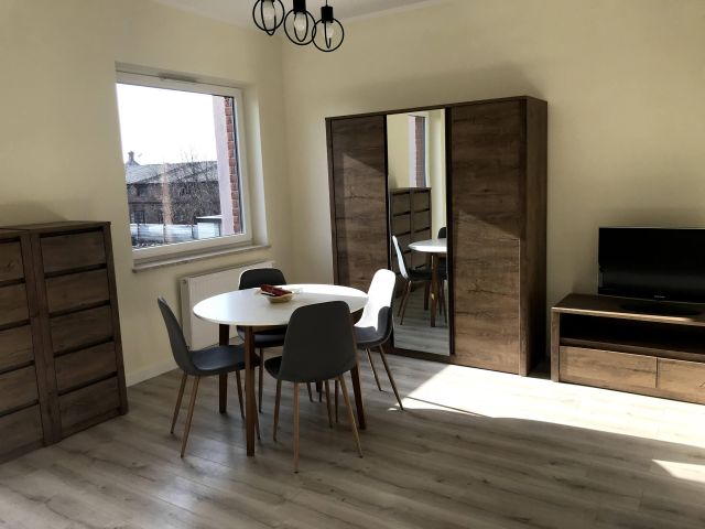 Mieszkanie 1-pokojowe Poznań Starołęka, ul. Żorska. Zdjęcie 1