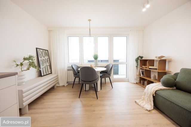 Mieszkanie 3-pokojowe Kielce, ul. Szkolna. Zdjęcie 1