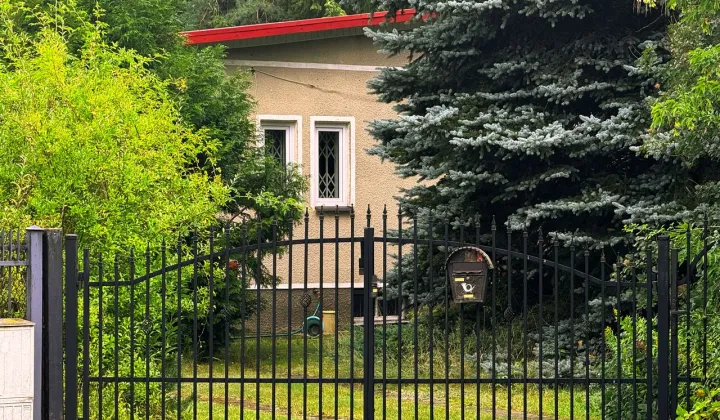dom wolnostojący, 3 pokoje Stare Grochale