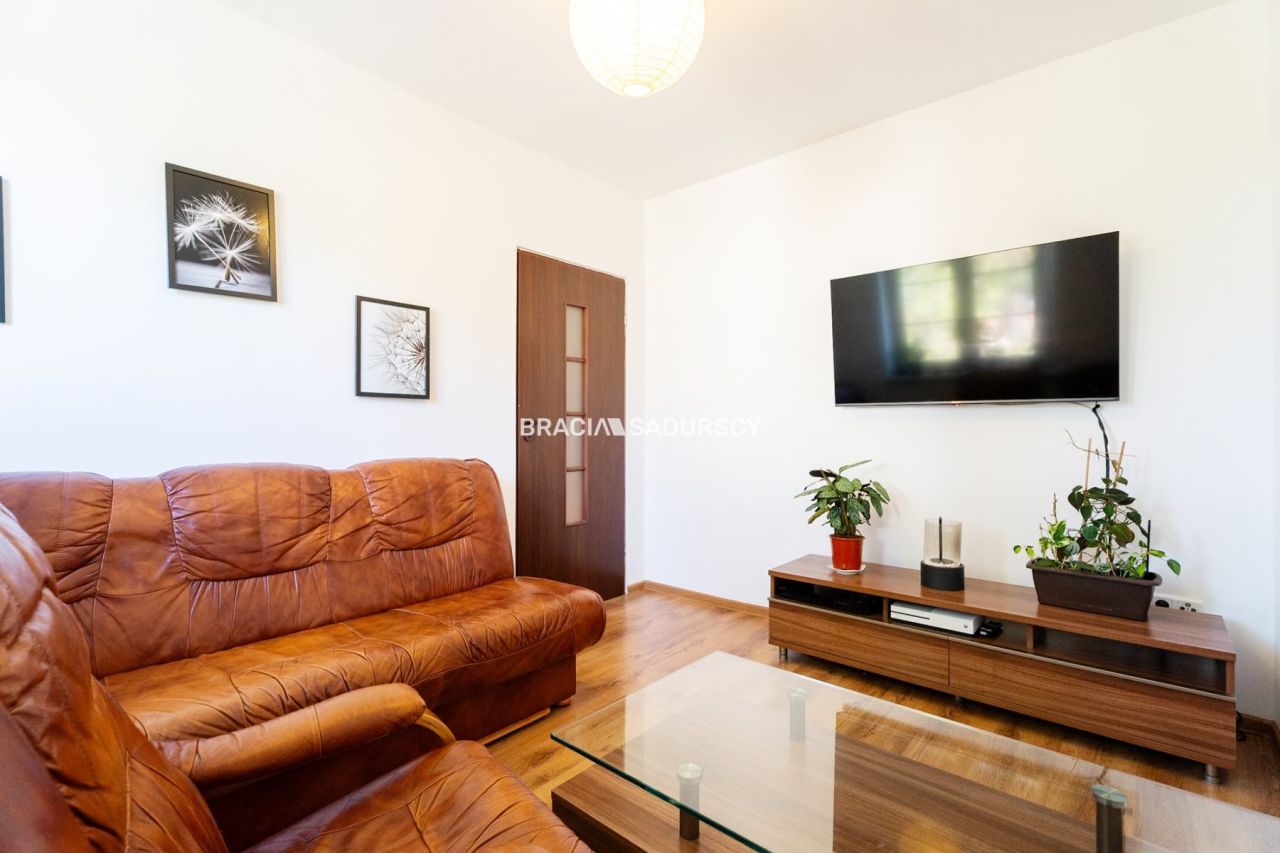 Mieszkanie 4-pokojowe Skawina, ul. Tyniecka. Zdjęcie 2