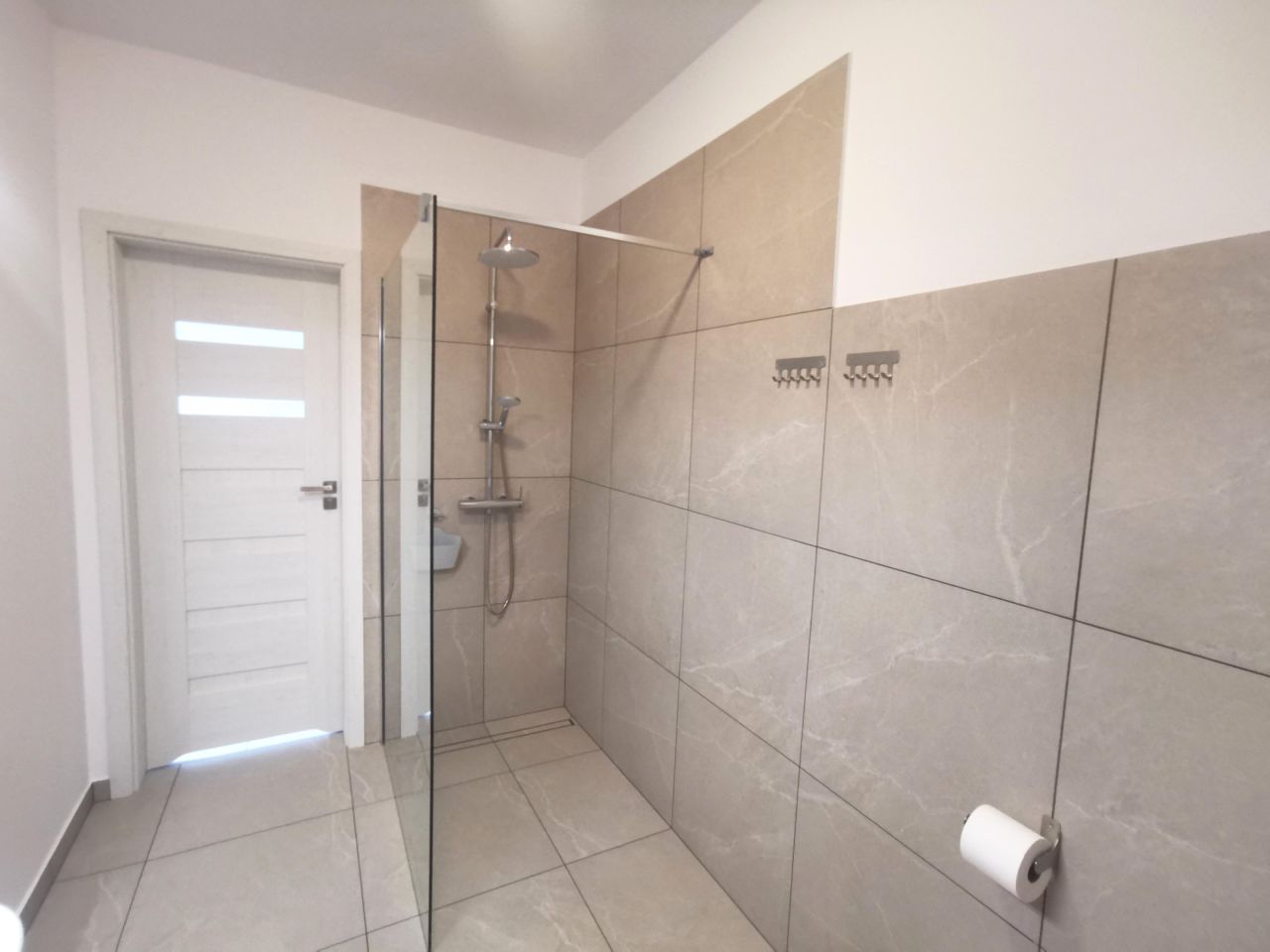 Mieszkanie 4-pokojowe Żerniki Wrocławskie, ul. Migdałowa. Zdjęcie 8