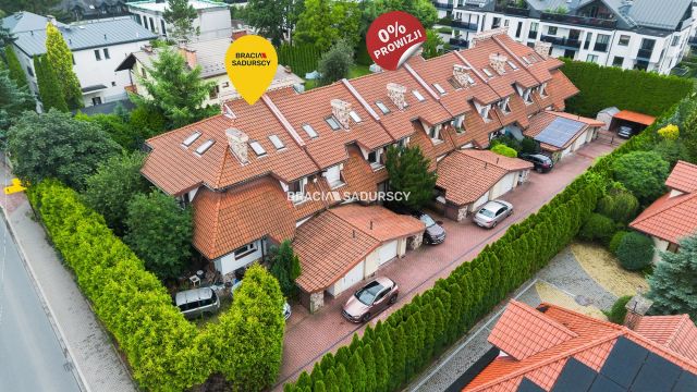 dom szeregowy, 6 pokoi Kraków Zwierzyniec, ul. Jesionowa. Zdjęcie 1