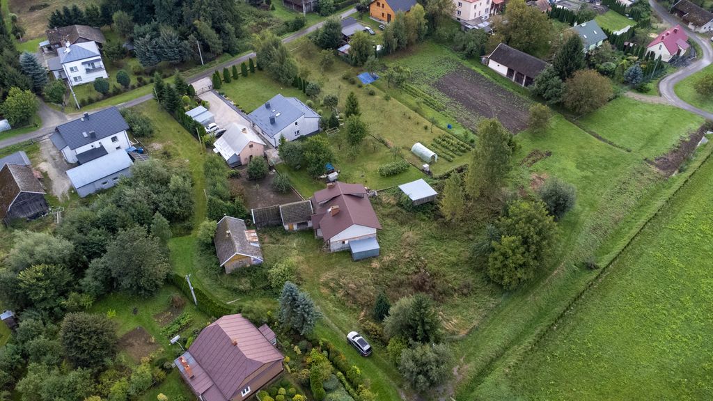 dom wolnostojący, 6 pokoi Łopuszka Mała. Zdjęcie 6