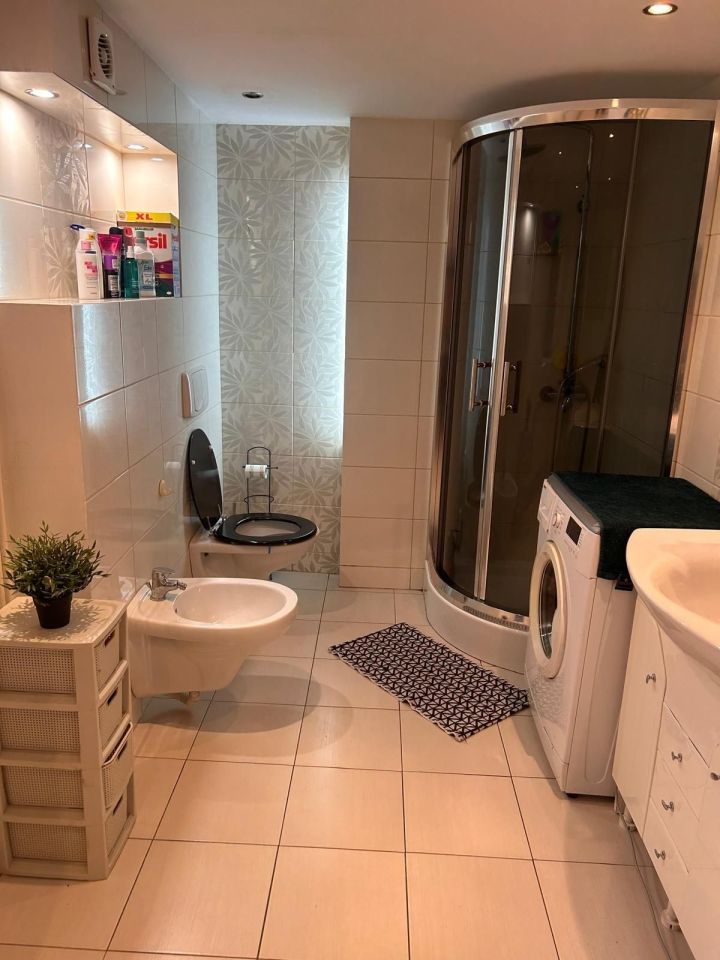 Mieszkanie 3-pokojowe Brzeziny-Kolonia. Zdjęcie 5