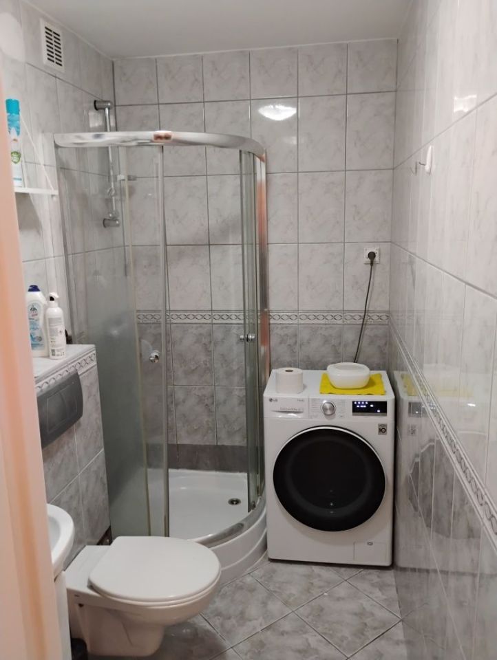 Mieszkanie 2-pokojowe Kraków Bieżanów, ul. Erazma Jerzmanowskiego. Zdjęcie 3