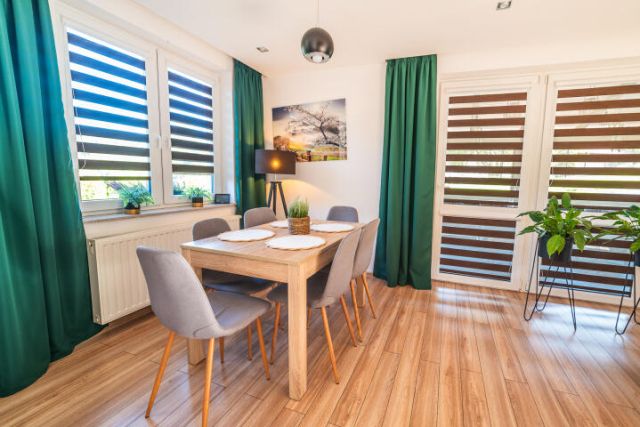 dom wolnostojący, 6 pokoi Jasienica Rosielna. Zdjęcie 11