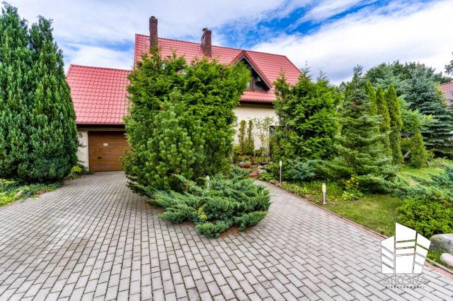 dom wolnostojący, 4 pokoje Karczemki. Zdjęcie 1