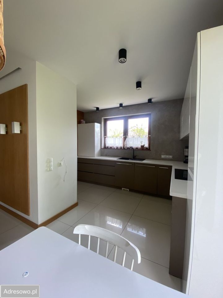 dom wolnostojący, 5 pokoi Czarne Błoto, al. Orzechowa. Zdjęcie 15