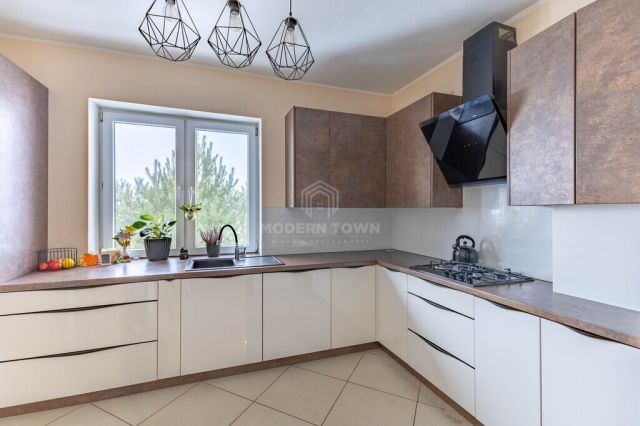 Mieszkanie 3-pokojowe Nowe Grabie. Zdjęcie 4