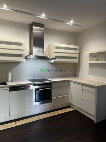 Mieszkanie 3-pokojowe Warszawa Wilanów, ul. Sarmacka. Zdjęcie 4