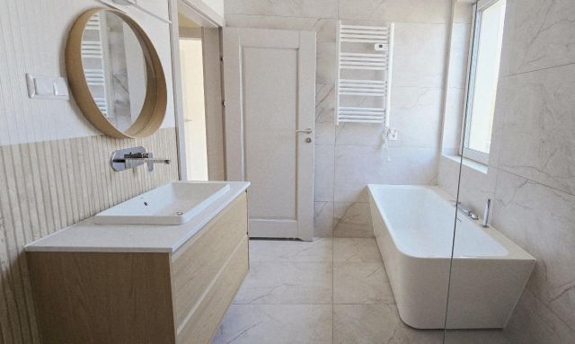 dom szeregowy, 5 pokoi Wiśniówka. Zdjęcie 1