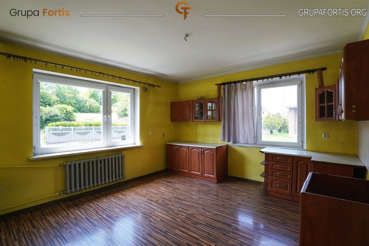 dom wolnostojący, 5 pokoi Skalbmierz. Zdjęcie 4