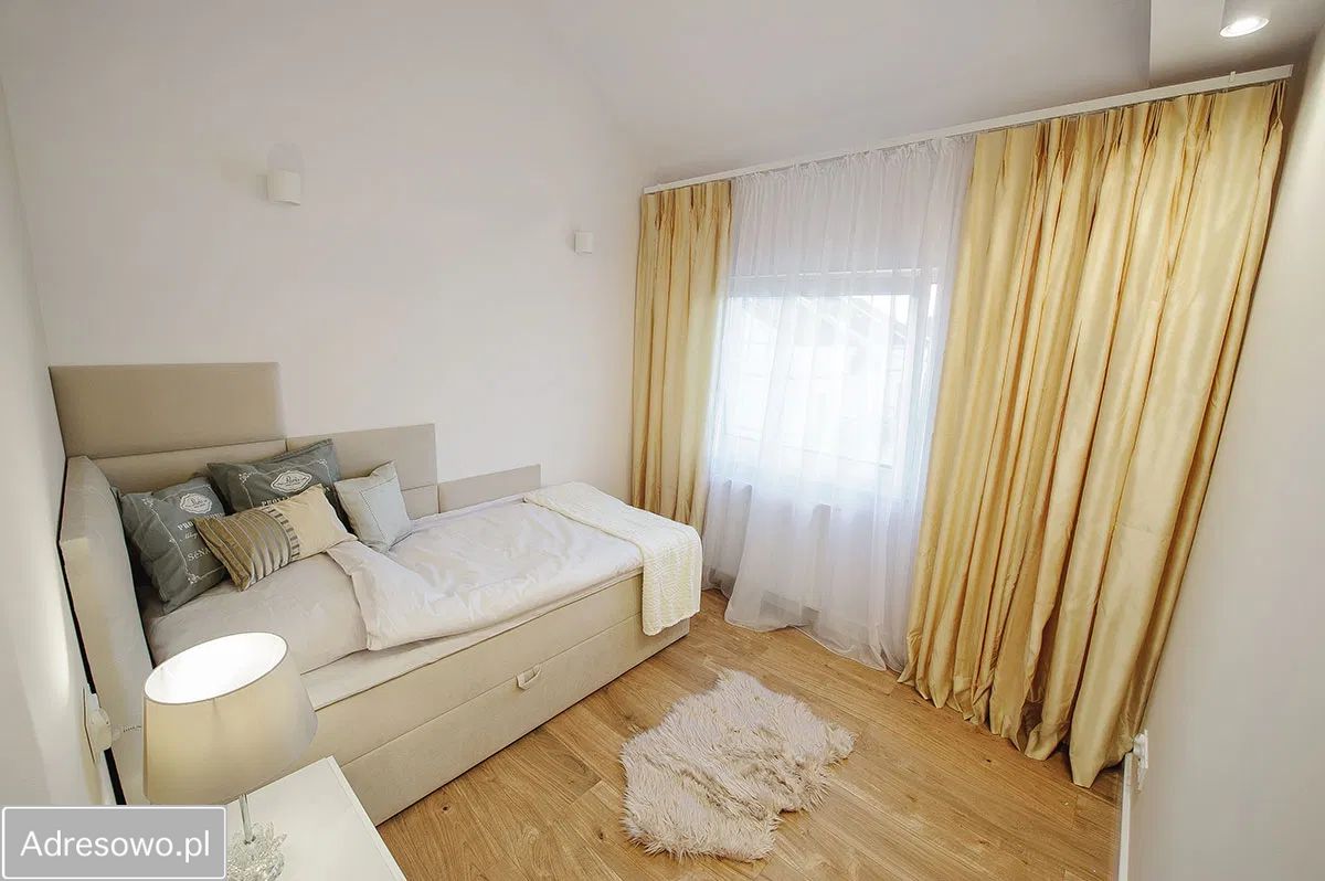 Mieszkanie 5-pokojowe Wrocław Wojszyce, ul. gen. Stefana Grota-Roweckiego. Zdjęcie 9