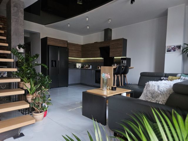 Mieszkanie 3-pokojowe Świebodzice. Zdjęcie 2