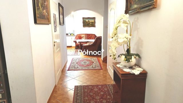 dom wolnostojący, 5 pokoi Bolesławiec, ul. Czerwonych Maków. Zdjęcie 5