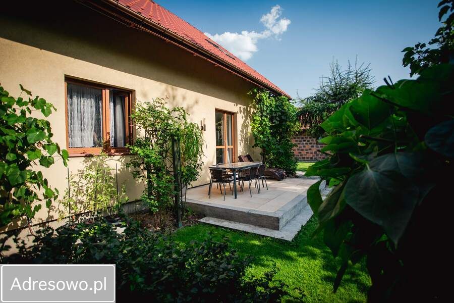 dom wolnostojący, 5 pokoi Bielsko-Biała Lipnik, ul. Krakowska. Zdjęcie 3