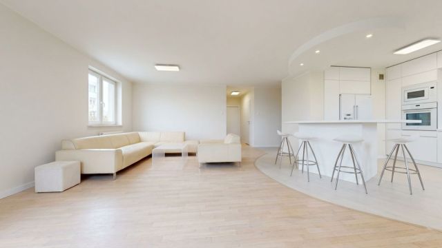 Mieszkanie 4-pokojowe Warszawa Praga-Południe, al. Stanów Zjednoczonych. Zdjęcie 2