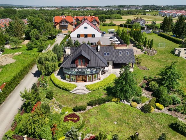 dom wolnostojący, 5 pokoi Kraków Swoszowice, ul. Leona Petrażyckiego. Zdjęcie 33