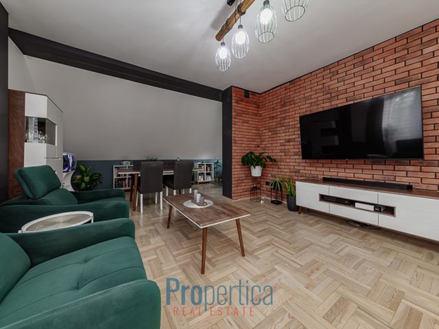 dom wolnostojący, 10 pokoi Kobyłka, ul. Jana Kasprowicza. Zdjęcie 1