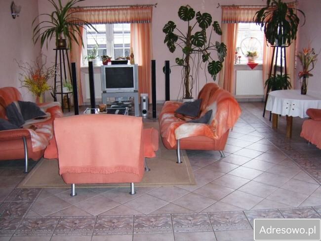 dom wolnostojący Warszawa Wesoła, ul. 1 Praskiego Pułku. Zdjęcie 5