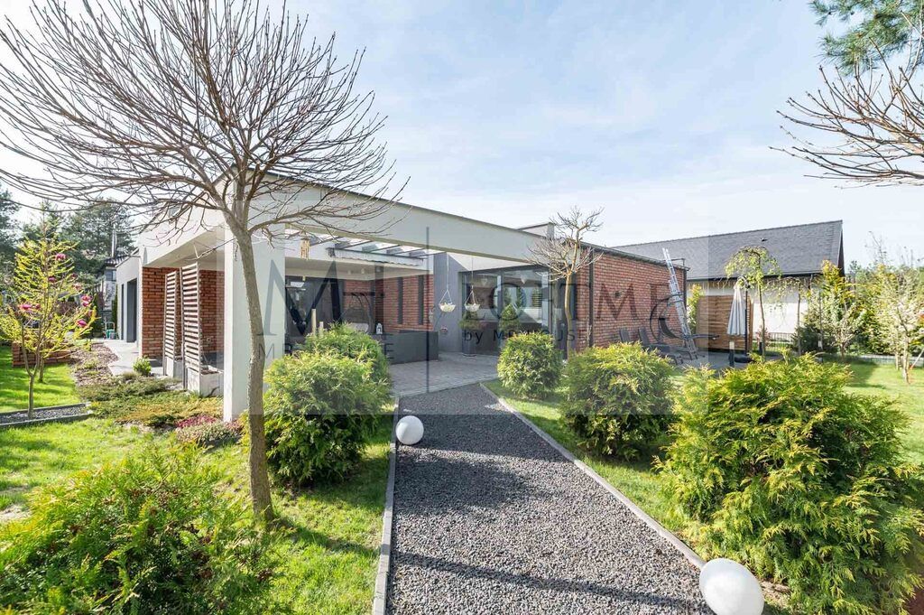 dom wolnostojący, 4 pokoje Krzywiec. Zdjęcie 2