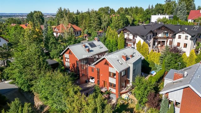 Mieszkanie 4-pokojowe Brzyczyna. Zdjęcie 30