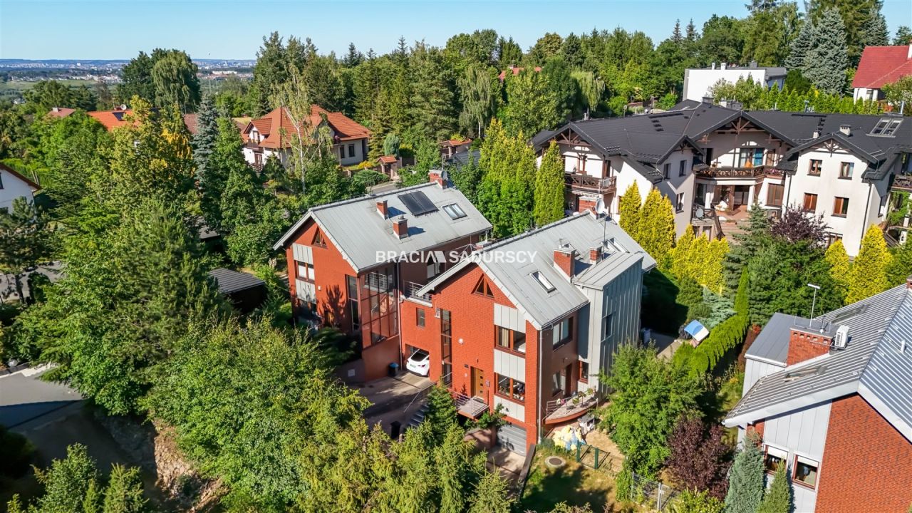 Mieszkanie 4-pokojowe Brzyczyna. Zdjęcie 30