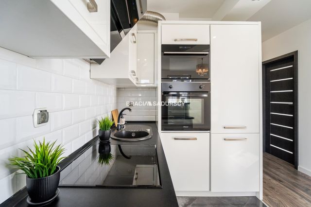 Mieszkanie 3-pokojowe Kraków Prądnik Biały, al. 29 Listopada. Zdjęcie 19