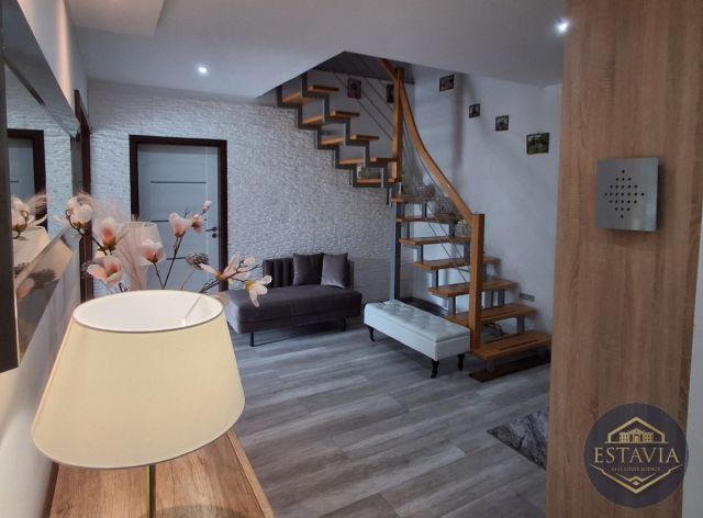 dom wolnostojący, 6 pokoi Ściechów. Zdjęcie 5