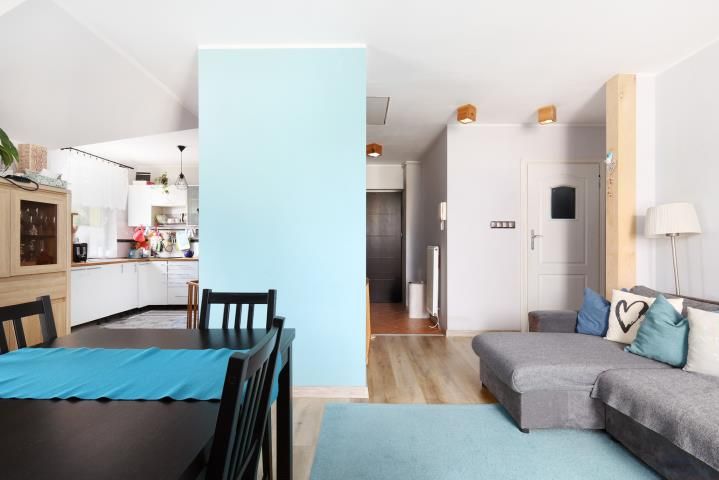 Mieszkanie 3-pokojowe Bielsko-Biała Kamienica, ul. Karpacka. Zdjęcie 2