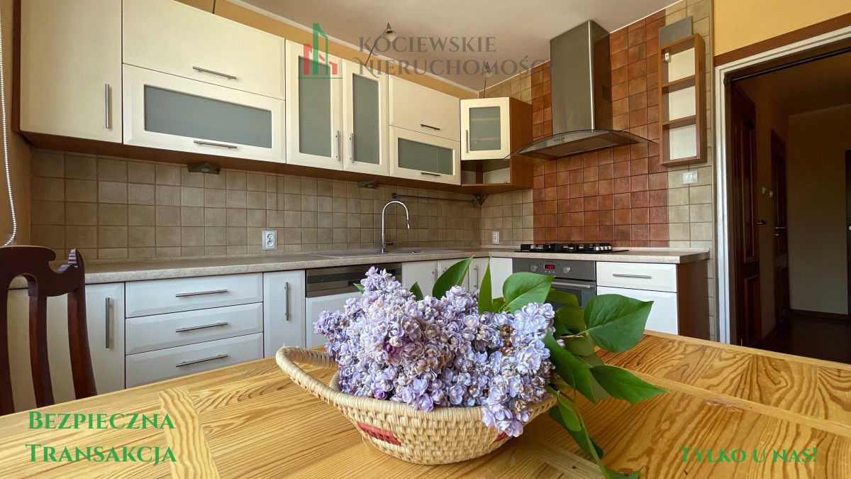 Mieszkanie 4-pokojowe Kleszczewo Kościerskie. Zdjęcie 2