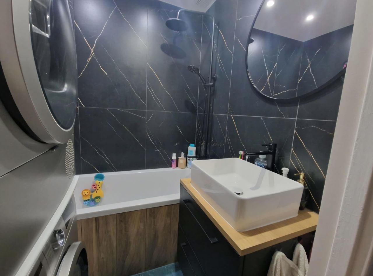 Mieszkanie 4-pokojowe Długie. Zdjęcie 7