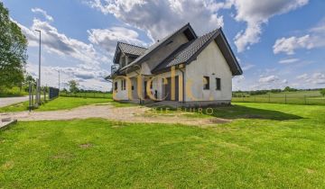 dom wolnostojący, 6 pokoi Luzino, ul. Długa