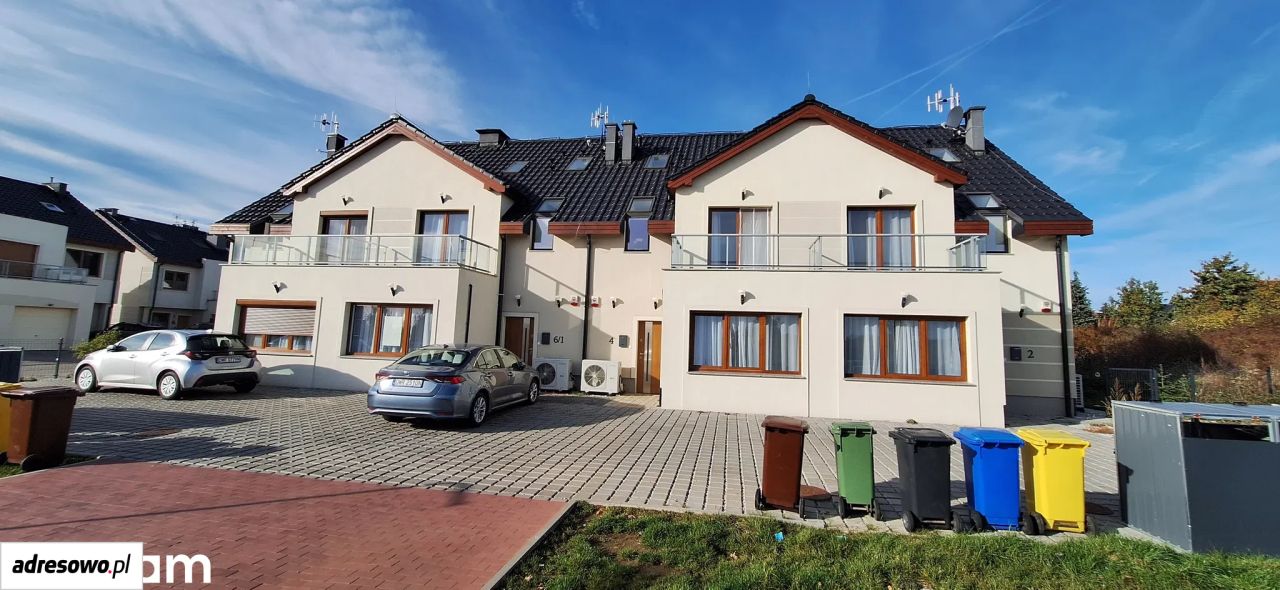 dom szeregowy, 5 pokoi Bielany Wrocławskie, ul. Przedwiośnie. Zdjęcie 1