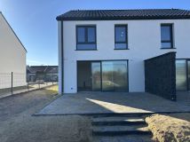 bliźniak, 5 pokoi Pucice, ul. Wrzosowa. Zdjęcie 3