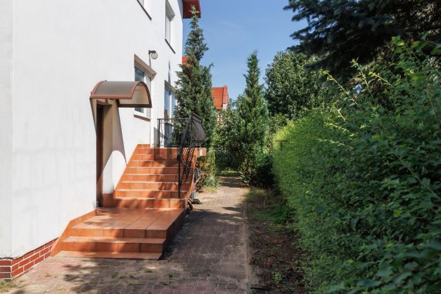 dom wolnostojący, 10 pokoi Marki. Zdjęcie 28