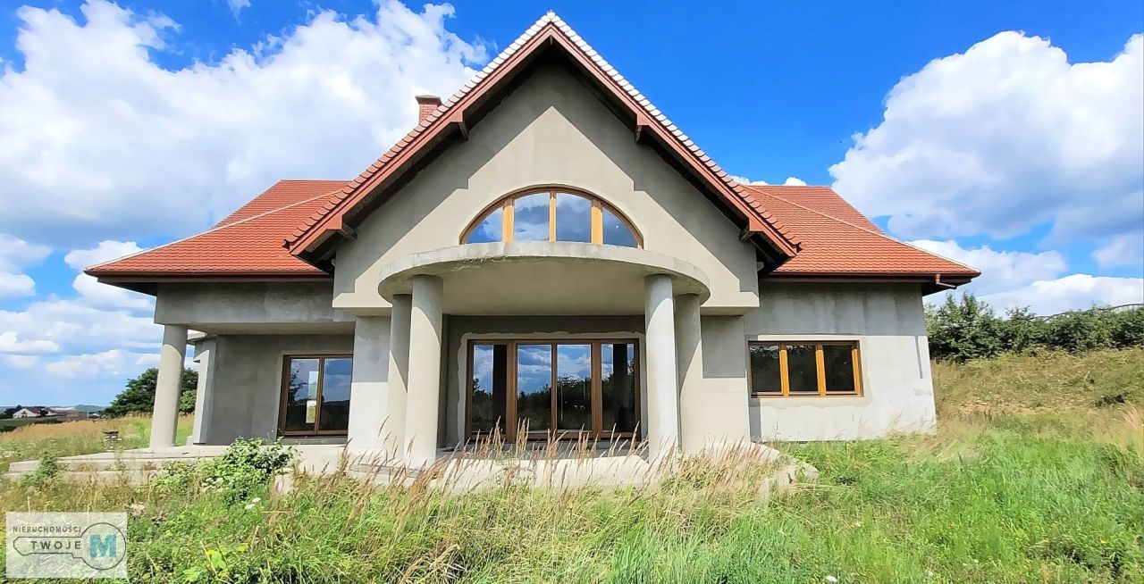 dom wolnostojący, 7 pokoi Morawica. Zdjęcie 2