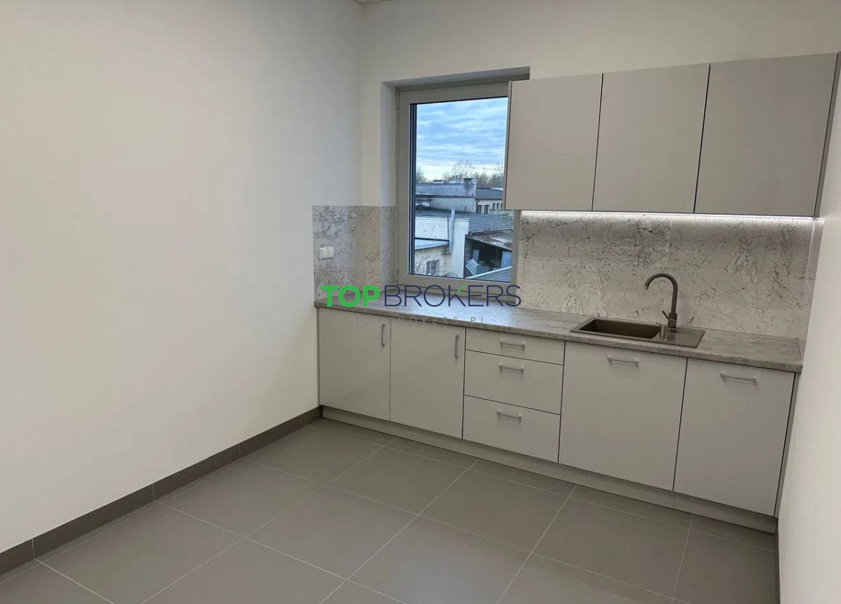 dom wolnostojący, 10 pokoi Warszawa Bielany. Zdjęcie 2