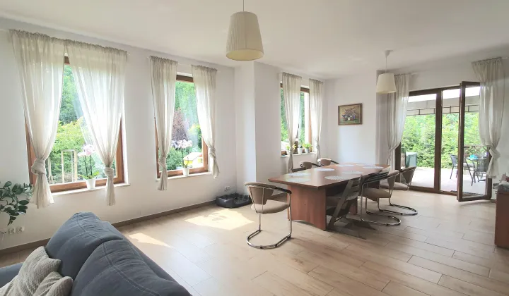 dom wolnostojący, 5 pokoi Warszawa Wawer, ul. Izbicka