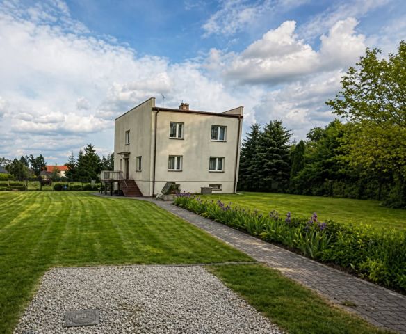 dom wolnostojący, 2 pokoje Jastrzębie. Zdjęcie 1