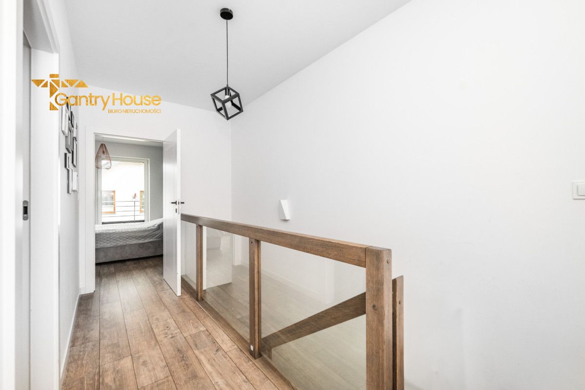 bliźniak, 5 pokoi Suchy Dwór, ul. Pliszkowa. Zdjęcie 9