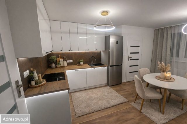 Mieszkanie 3-pokojowe Oława, ul. Bolesława Chrobrego. Zdjęcie 1