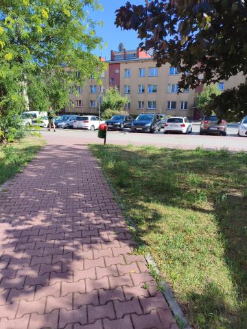 Mieszkanie 4-pokojowe Nowiny, ul. Białe Zagłębie. Zdjęcie 1