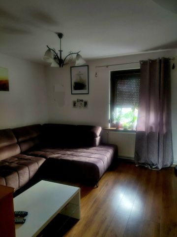 Mieszkanie 3-pokojowe Ziębice. Zdjęcie 1